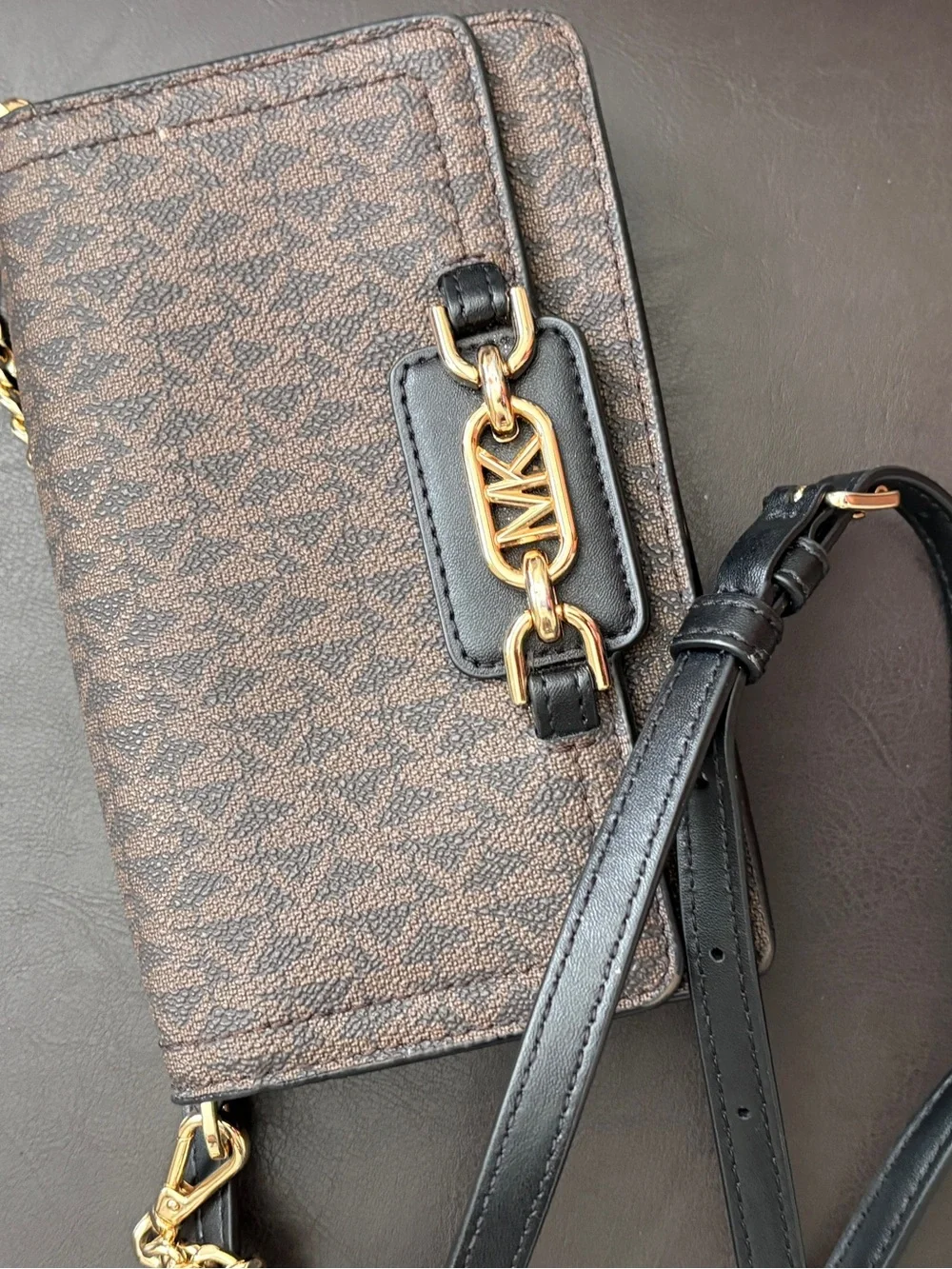 Micheal Kors purse